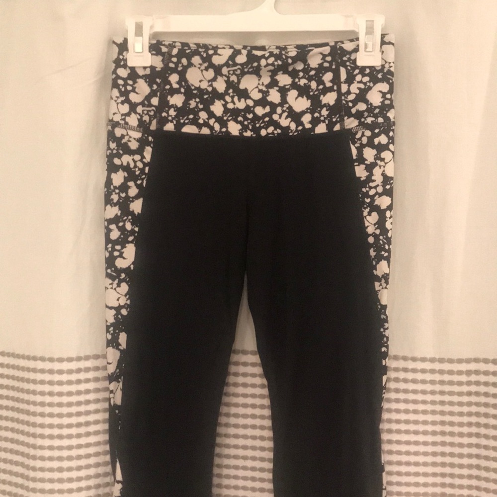 Athleta Powervita 7:8 Tights